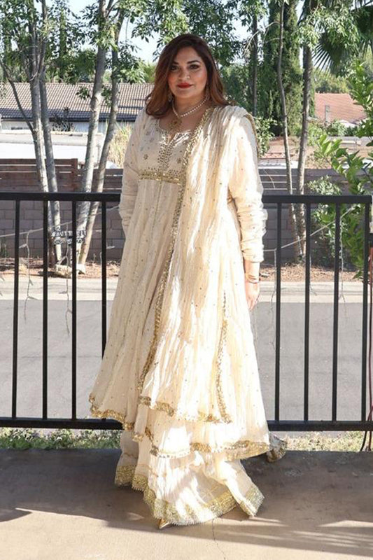 Mona J dressed in a customised PinkTree Peshwaz