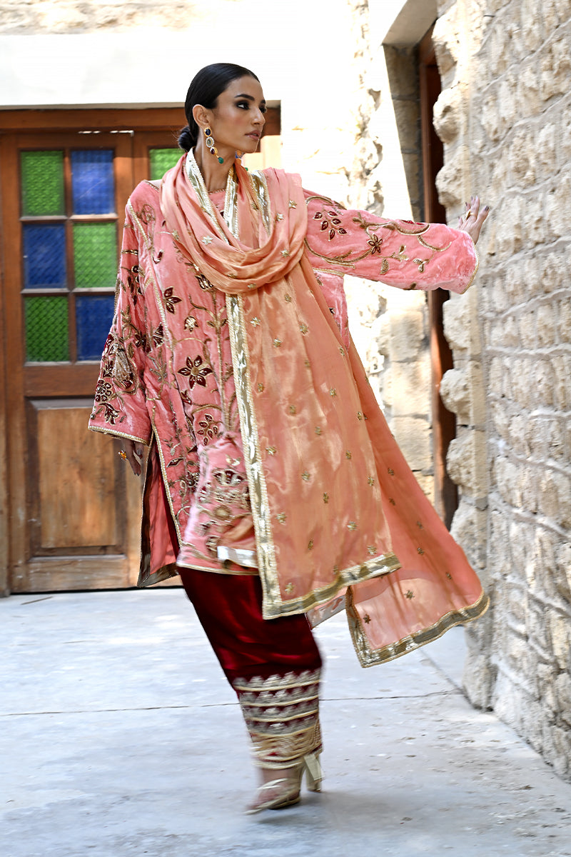 Jawani Janeman - Tea Pink With Gold Kurta by The Pink Tree Company, view 2
