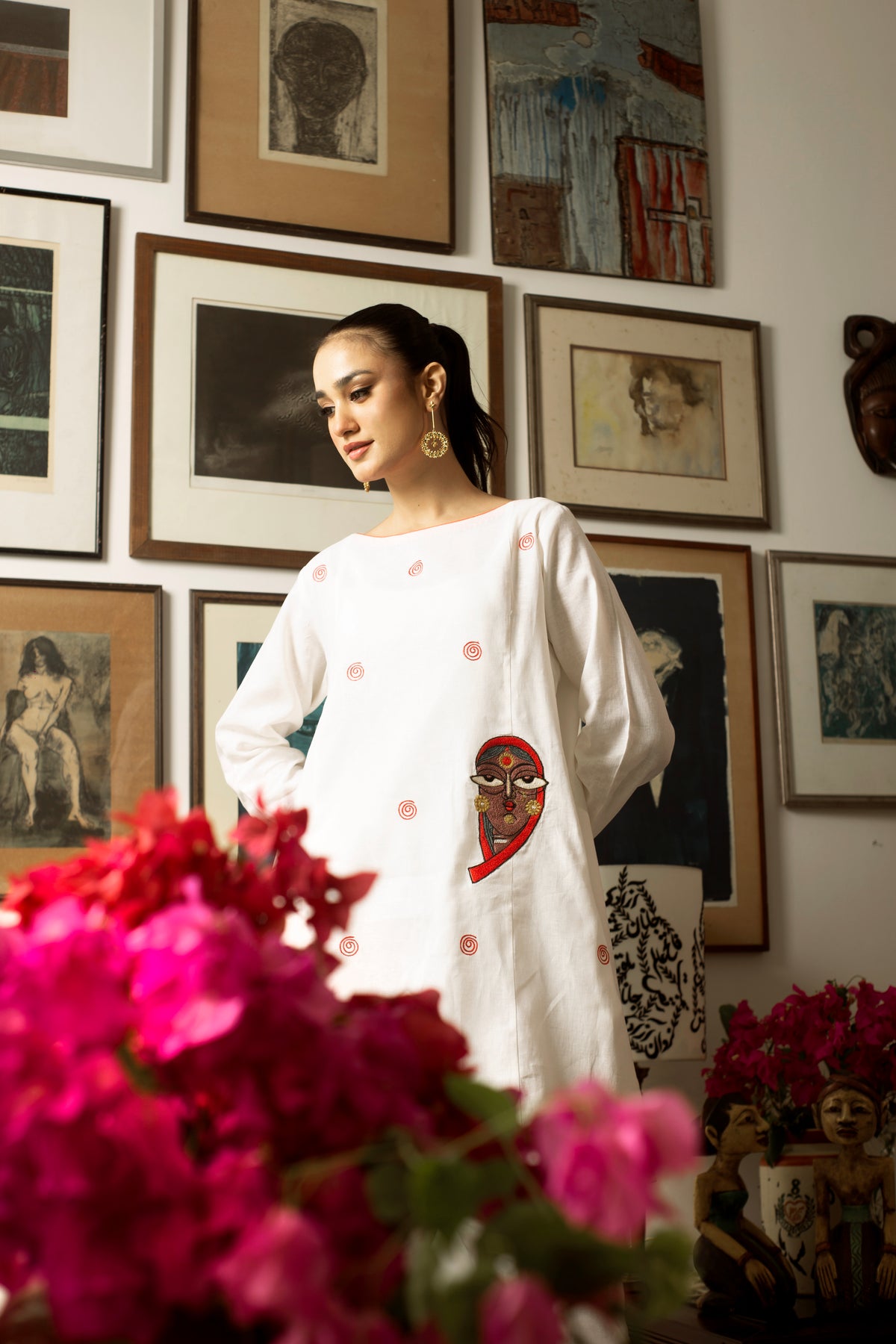Bengoli Bride - Ivory Traditional Outfit by The Pink Tree Company, view 3