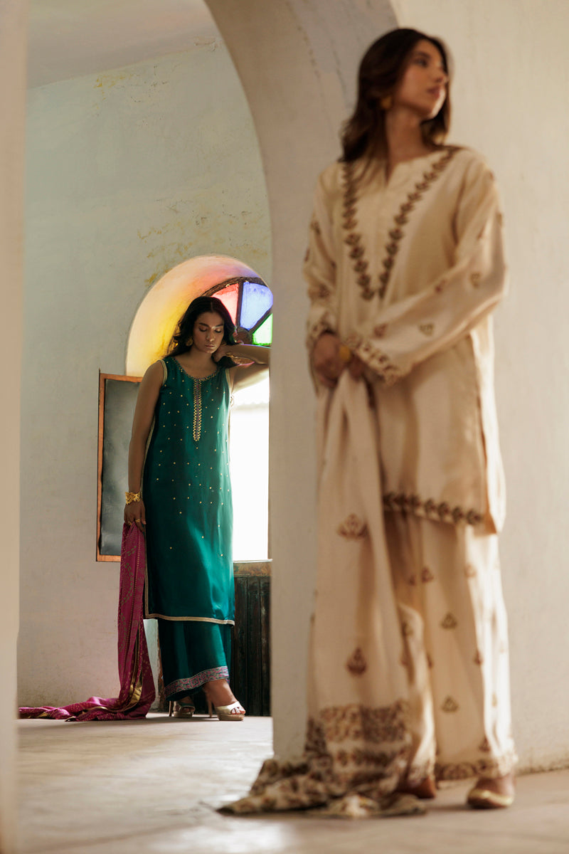 Ivory Baagh - Ivory Shalwar Kameez by The Pink Tree Company, view 5