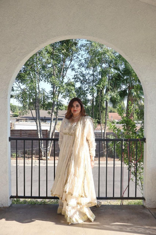 Mona J dressed in a customised PinkTree Peshwaz