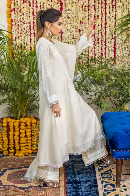 Sazaposh - Ivory White Kurta by The Pink Tree Company, view 3